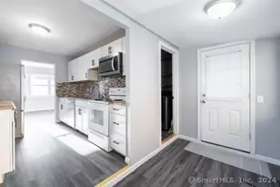 322 New Litchfield St, Torrington, CT 06790 - Photo 8