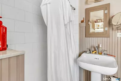 22 Monroe Street, Bridgeport, CT 06605 - Photo 36