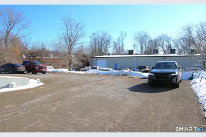 30 Montowese Avenue, North Haven, CT 06473 - Photo 4