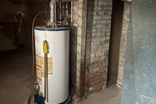 82 1st St, New Haven, CT 06519 - Photo 36