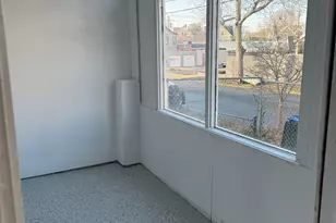 82 1st St, New Haven, CT 06519 - Photo 8