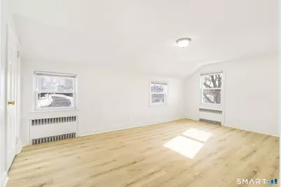 783 South Quaker Lane, West Hartford, CT 06110 - Photo 18