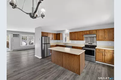 54 Rope Ferry Road #I154, Waterford, CT 06385 - Photo 6