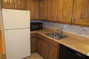 138 Williamstown Ct, Newington, CT 06111 - Photo 6