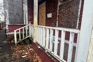 38 Hallock St, New Haven, CT 06519 - Photo 2