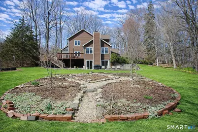 22 Meadowood Drive, New Milford, CT 06776 - Photo 4