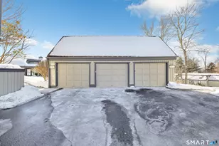 914 Heritage Vlg, Southbury, CT 06488 - Photo 30