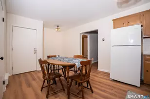 31 Hall Ave, Wallingford, CT 06492 - Photo 2