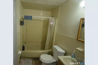 85 Alexander Drive, Bridgeport, CT 06606 - Photo 22