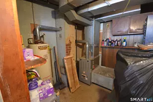 85 Alexander Dr, Bridgeport, CT 06606 - Photo 8