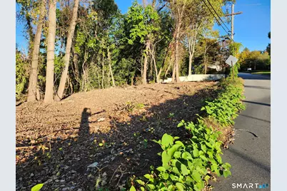 171 Otrobando Avenue, Norwich, CT 06360 - Photo 2