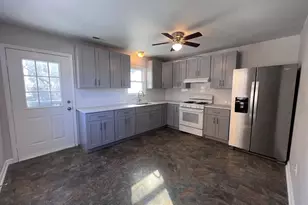 93 Shell St, Bridgeport, CT 06605 - Photo 6