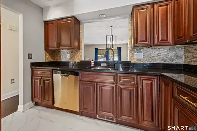 2 Brentwood Drive #2, Wallingford, CT 06492 - Photo 8