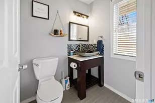 2 Brentwood Dr, Wallingford, CT 06492 - Photo 4