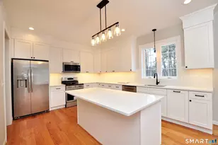 2 Brentwood, East Granby, CT 06026 - Photo 12