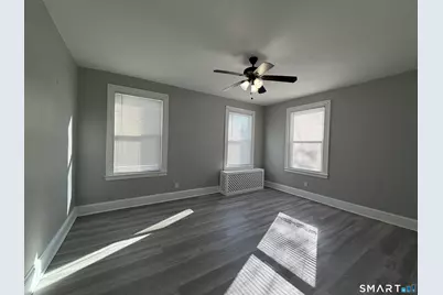 41 Hebron Street, Hartford, CT 06112 - Photo 10