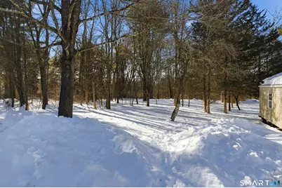 941 Upper Maple Street, Killingly, CT 06241 - Photo 10