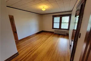 393 Highland Ave, Waterbury, CT 06708 - Photo 4