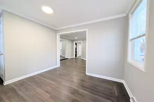 34 Maltby Ave, West Haven, CT 06516 - Photo 6