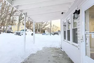 34 Maltby Ave, West Haven, CT 06516 - Photo 4