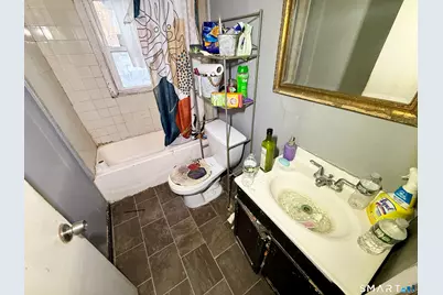 66 Charlotte Street, Hartford, CT 06120 - Photo 8