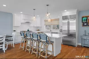 9 4th Ave, Branford, CT 06405 - Photo 6