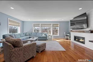 9 4th Ave, Branford, CT 06405 - Photo 8