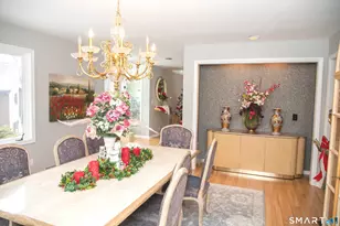 10 Ironwood Ln, West Hartford, CT 06117 - Photo 18