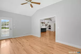 46 Liberty Ln, Enfield, CT 06082 - Photo 12