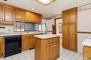 98 Wheeler Ln, Torrington, CT 06790 - Photo 18