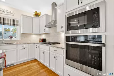 48 Liberty Lane, Enfield, CT 06082 - Photo 8