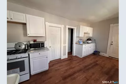 111 Draher Street, Waterbury, CT 06708 - Photo 20