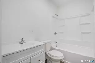 16 Arch St, Waterbury, CT 06710 - Photo 12