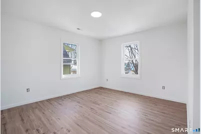 16 Arch Street, Waterbury, CT 06710 - Photo 26