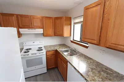 1400 Meriden Road #APT 5-2, Waterbury, CT 06705 - Photo 6