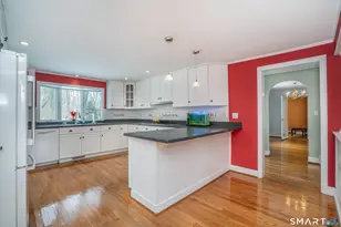 57 Briarwood Rd, West Hartford, CT 06107 - Photo 8