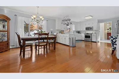 15 Glenarden Road, Trumbull, CT 06611 - Photo 8