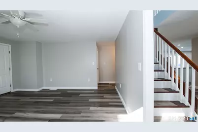 25 Andrews Street, Meriden, CT 06451 - Photo 6