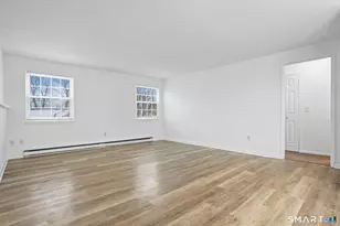 29 Canterbury Arms, New Milford, CT 06776 - Photo 2