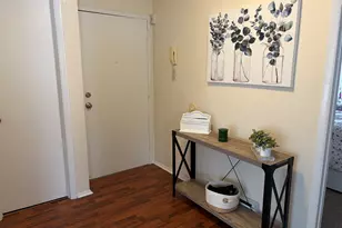 117 Heather Ridge, Shelton, CT 06484 - Photo 2