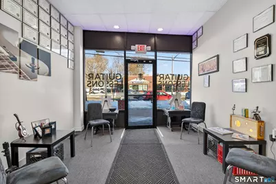 1648 Whitney Avenue, Hamden, CT 06517 - Photo 4