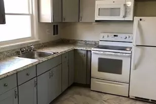 468 Woodbridge St, Manchester, CT 06042 - Photo 4