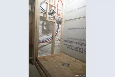 74 Harlem Avenue, Bridgeport, CT 06606 - Photo 32