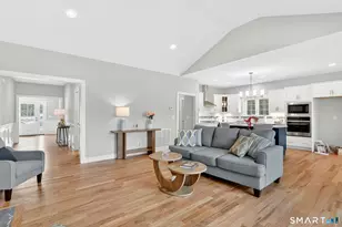 60 Liberty Ln, Enfield, CT 06082 - Photo 22