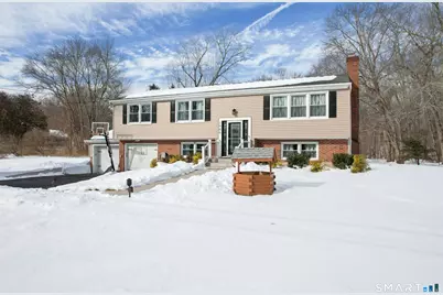 1986 Hartford Turnpike, North Haven, CT 06473 - Photo 2