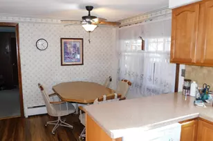 105 Trent Dr, Windsor, CT 06095 - Photo 8