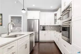 8 Woodland Path, Beacon Falls, CT 06403 - Photo 10