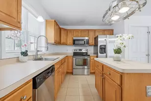 24 Fairway Dr, Ledyard, CT 06339 - Photo 8