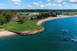 34 Wilshire Rd, Madison, CT 06443 - Photo 40