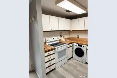 227 Burgundy Hill Lane #227, Middletown, CT 06457 - Photo 14